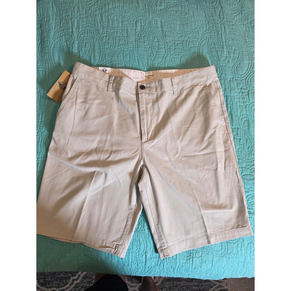 Dockers All Seasons Tech Shorts Mens 38 Khaki Cotton Blend Smartphone Pocket NEW